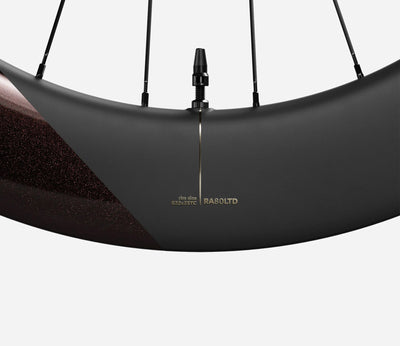 front-02-oquo-ra80ltd-burning-ashes-gloss